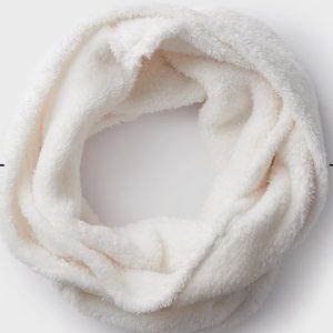 32 Degrees / Plush Sherpa Infinity Scarf (NWT)